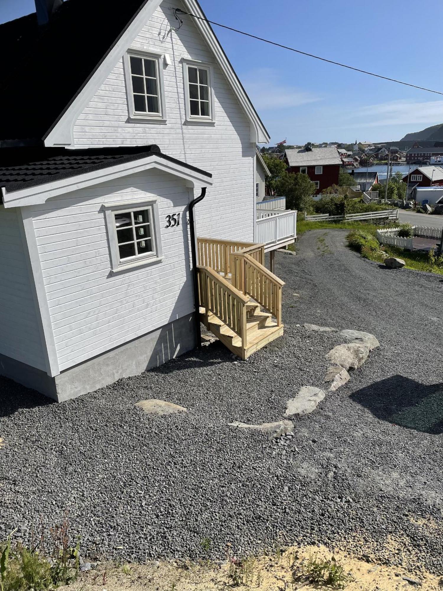 Koselig Nyrestaurert Hus Med Flott Utsikt! Villa ไรเนอ ภายนอก รูปภาพ